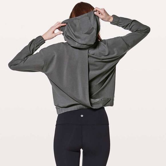 Lululemon Hoodie Twisted and Tuck Pullover Womens 6 Dark Gray Crop Sweatshirt - Picture 1 of 9